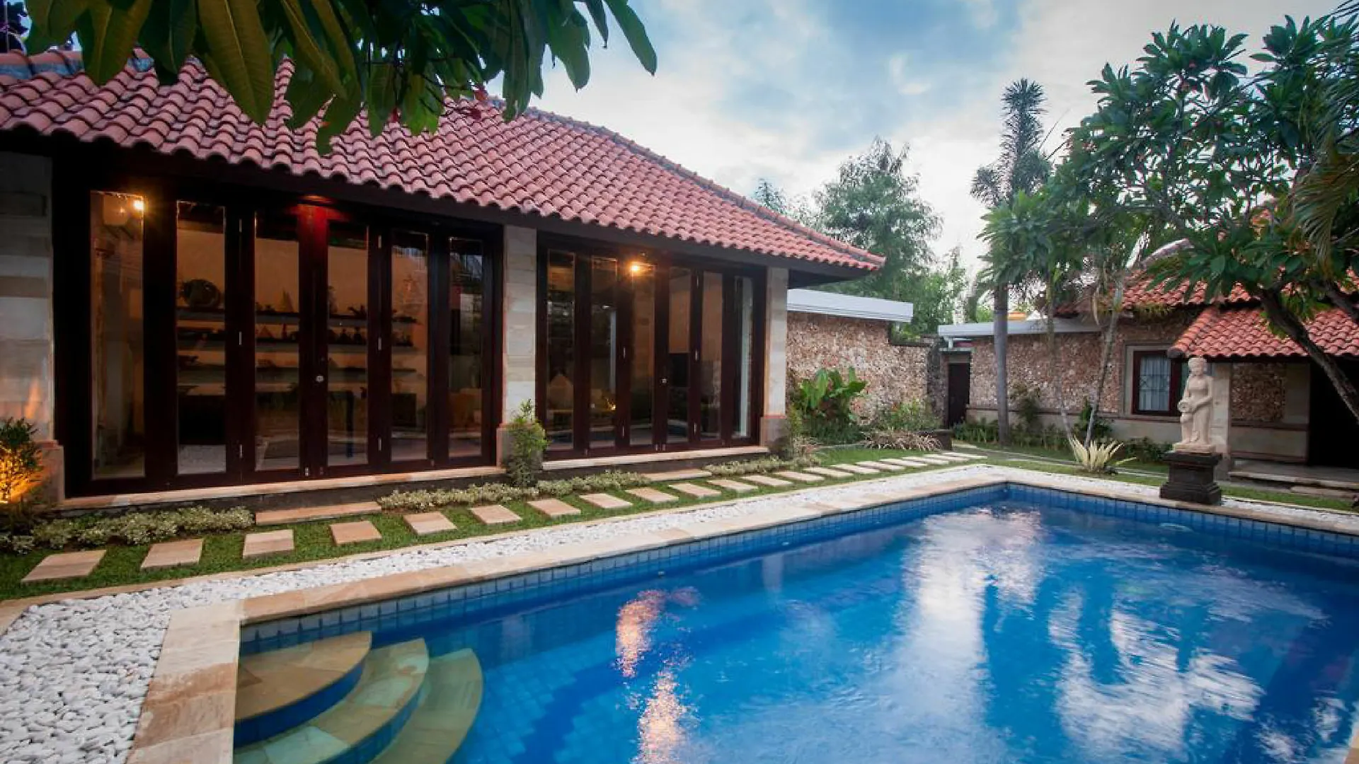 Hotel Villa Green Kori Kuta