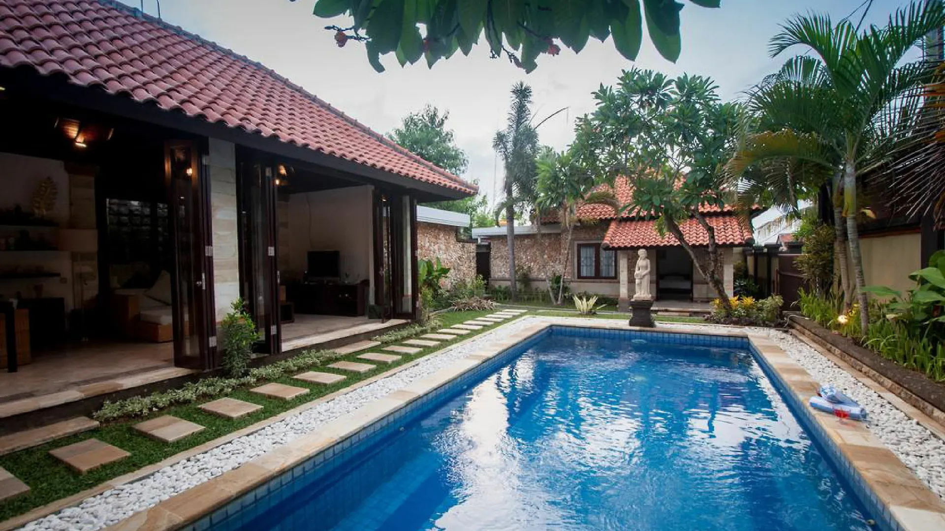 Villa Green Kori Kuta  Hotel