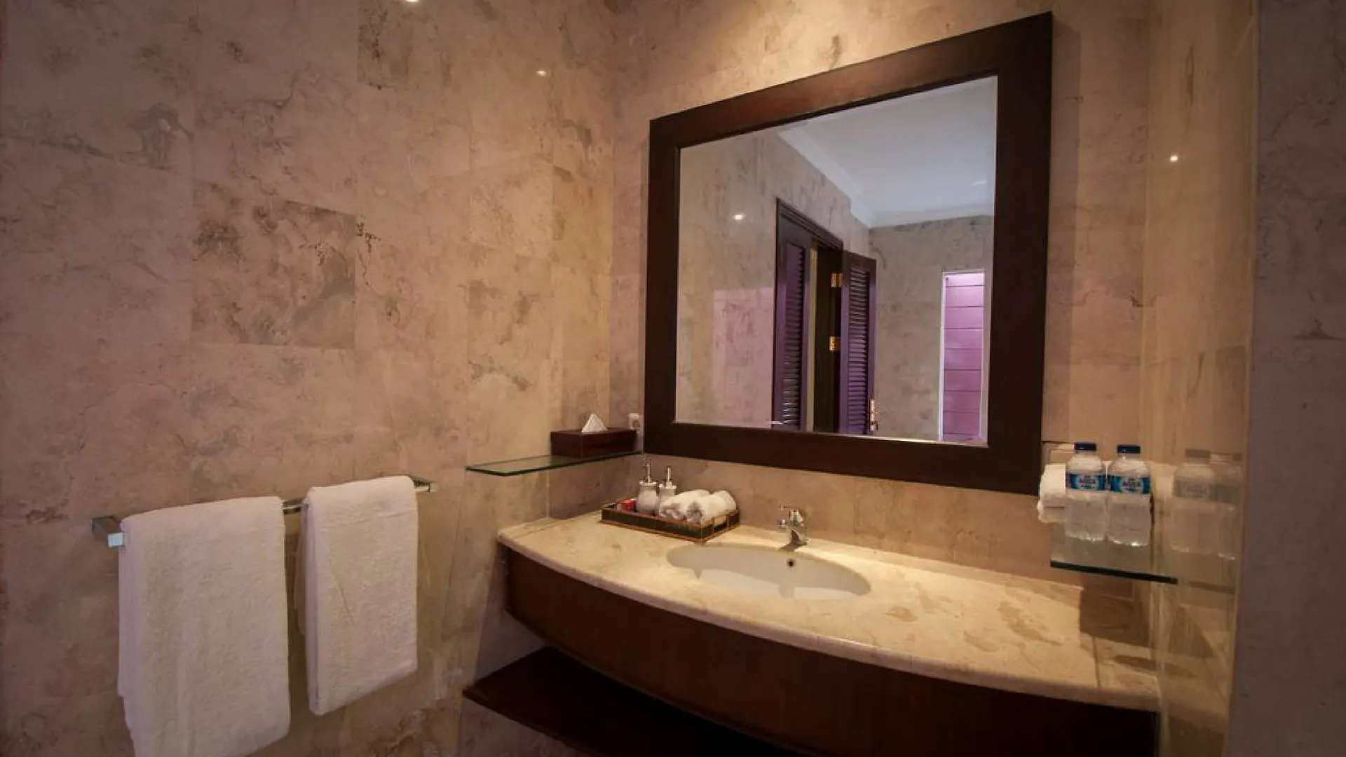 Villa Green Kori Kuta  Hotel